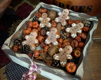 Set of 20 Scented Mini Gingerbread Men Ornies: Wax Dipped Christmas Bowl Fillers