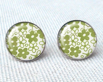 Pyrex Spring Blossom Post Earrings, Crazy Daisy, Surgical Steel MCM Earrings, 16mm,  Pyrex Collector, Green Daisy Earrings