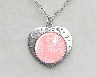 Pyrex Pink Daisies Heart Necklace, March Birthdays, Silver Heart Necklace, Daisy Pendants, Heart Daisy Necklace