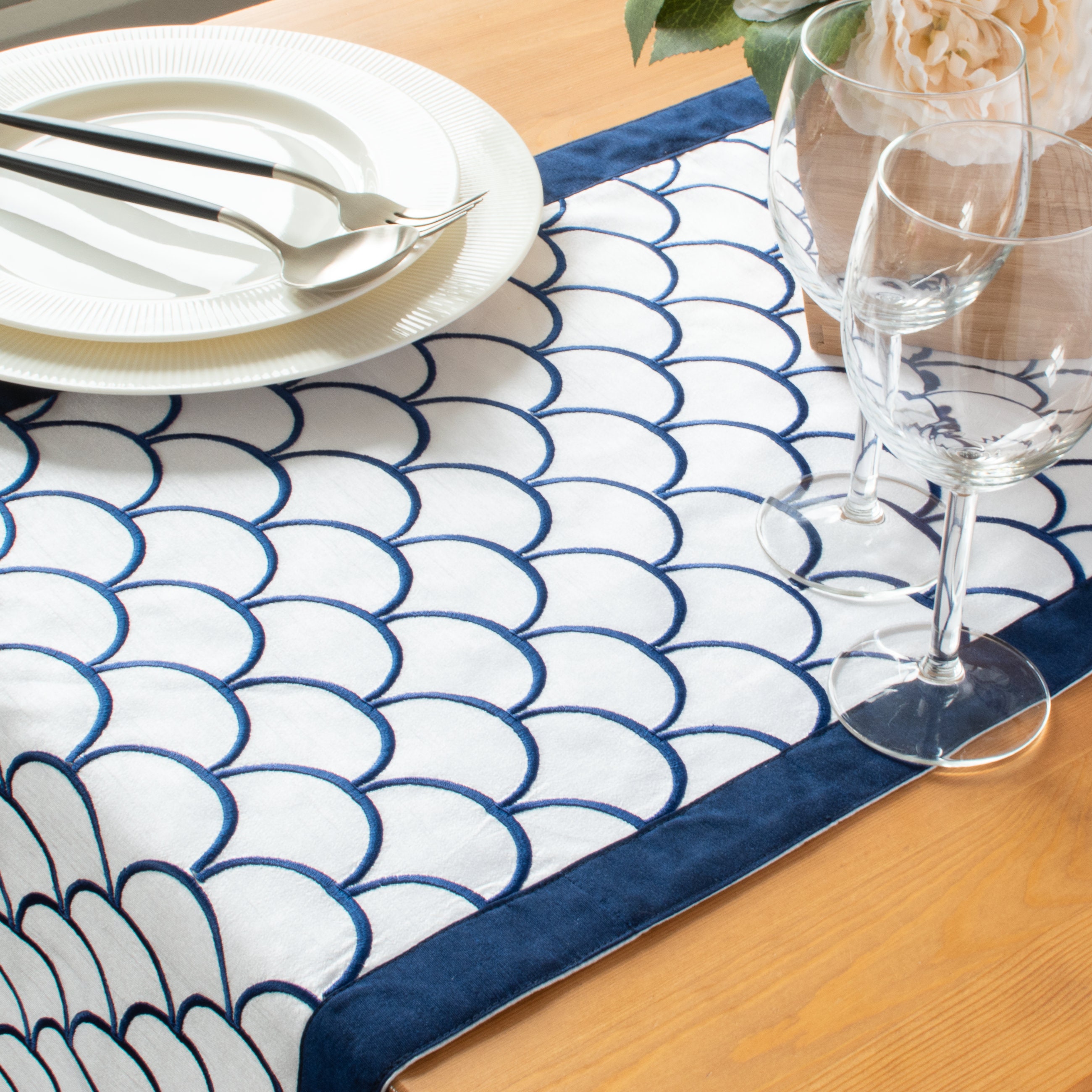 Blue White Table Runners 13x72 inch Scallops Embroidery Etsy