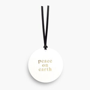 Etiqueta de presente impressa em letras Paz na Terra, papel de embrulho para presente de Natal, etiqueta para cartão de presente de Natal, tipografia moderna em branco no verso