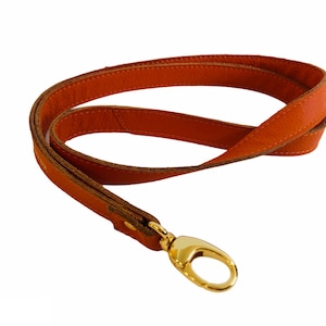Hand made luxury oranje leather lanyard / keycord / keychyain / badgeholder. Never lose track of your keys anymore