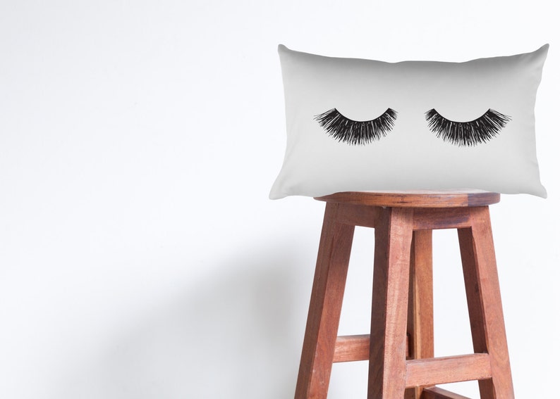 Beauty Sleep Eyelash Illustration 20 X 12 Rectangle Couch Bed Etsy
