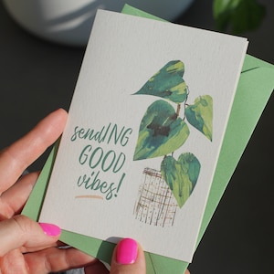 Envoyer de bonnes vibrations, une carte de plante à la pensée positive, un bien-être bientôt ou une carte de bonne chance