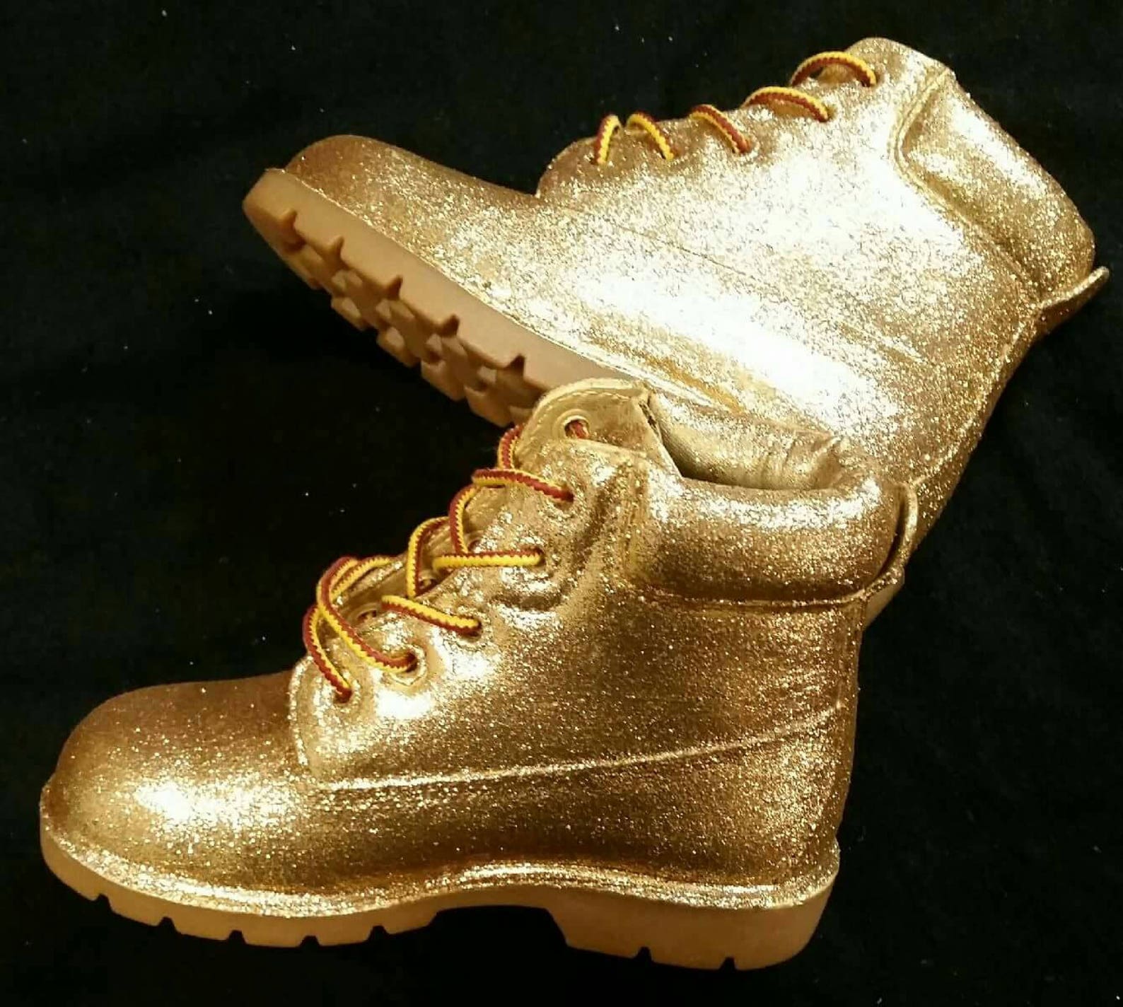 timberland boots with gold chain laces
