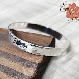 Silver Thick Hammered Bangle, 8mm Sterling Silver Bracelet, Hand Stamped Message Bracelet, Personalized, Custom Text