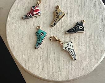 Adorno dorado - Zapatilla Converse