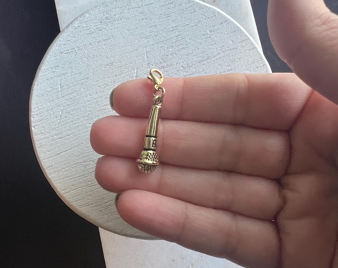 18K Gold   Charm- Microphone 24mm
