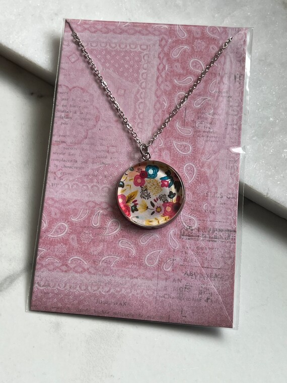 Bette Floral Necklace