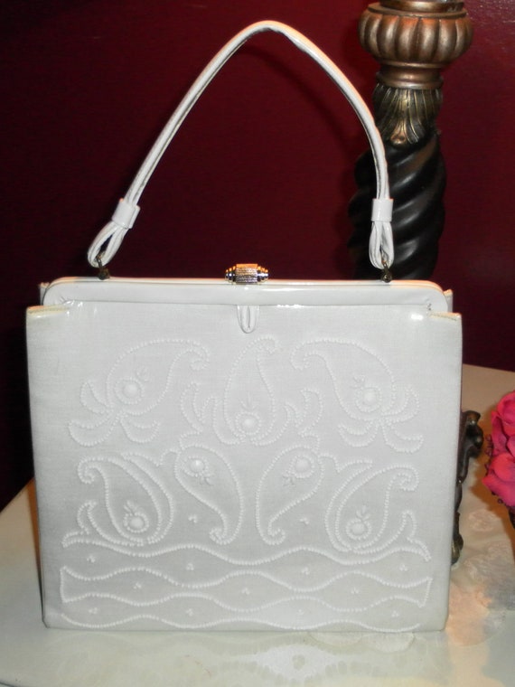 Vintage 1960's "SOURE' Bag" Beaded White Stylish … - image 6