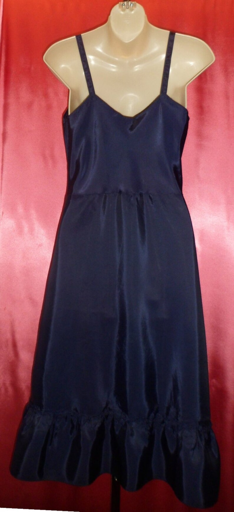 FREE USA SHIPPING!! Vintage 1950/'s Loomcraft Navy Blue Acetate Petticoat Ruffle Hem Full Slip 32