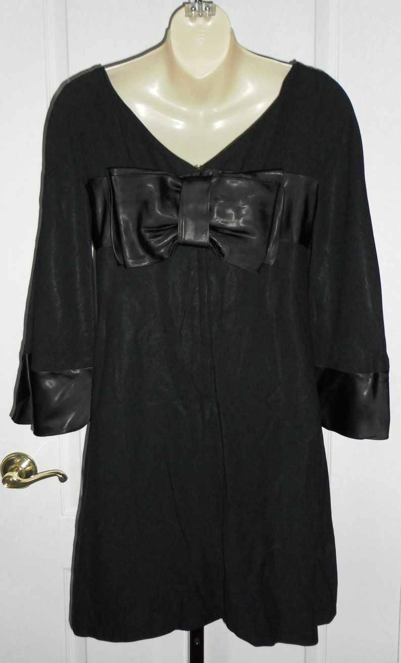 FREE USA SHIPPING!! Vintage 1960/'s Formal Black Bell Sleeve Mini Dress w Satin Accents 34