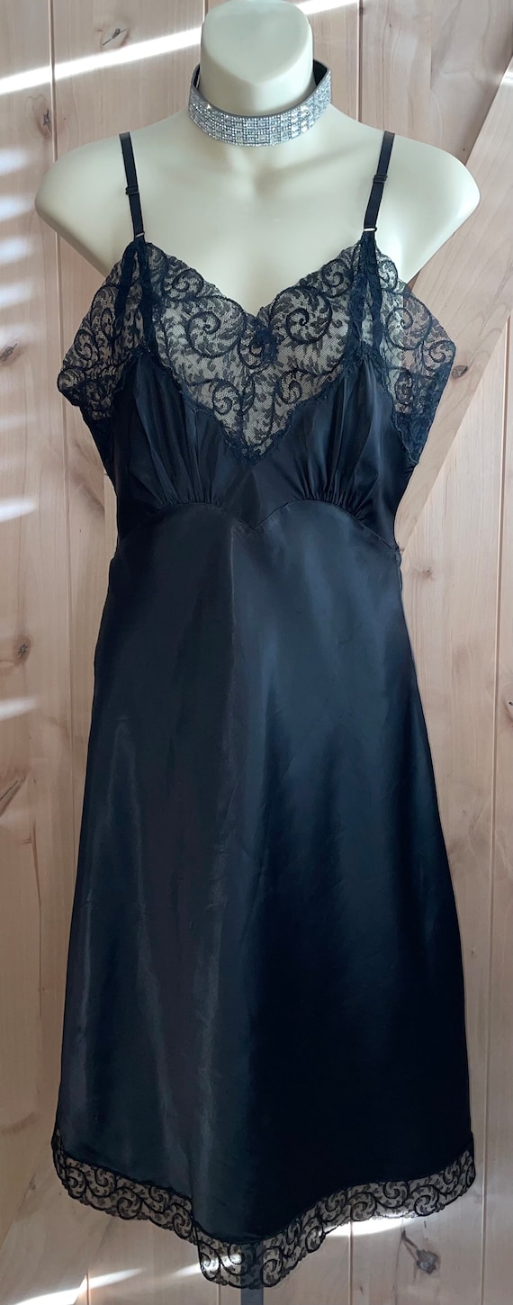 TLC Vintage 1950's Lady Lynne Sexy Black Satin Fu… - image 2