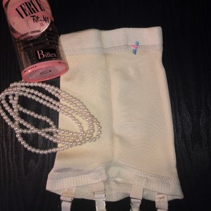 OLD STORE STOCK - Extremely Rare!!   Vintage 1950&#39;s &quot;Verve&quot; Open Bottom Girdle w/ Garters in Original Tube S