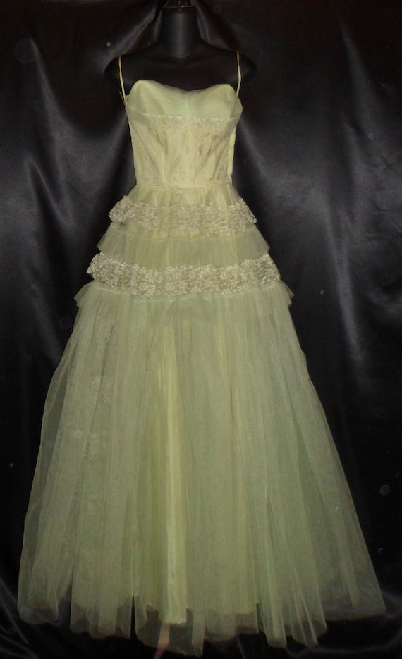 FREE USA SHIPPING!!! Vintage 1950's Pistachio Gr