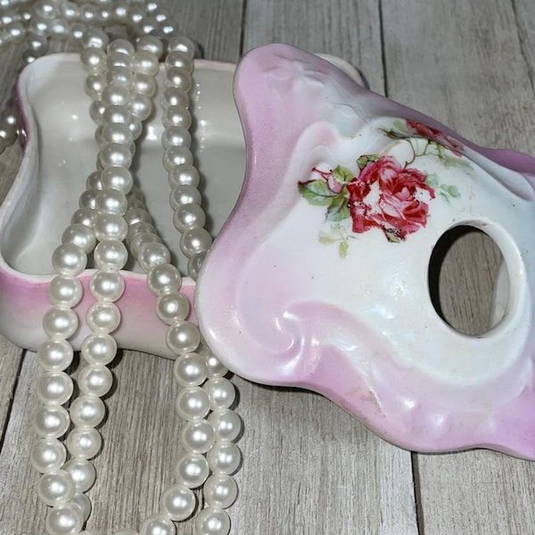 SALE!!  Vintage 1950's Square Pink Floral Hair Receiver w/ Lid for Vanity or Dresser