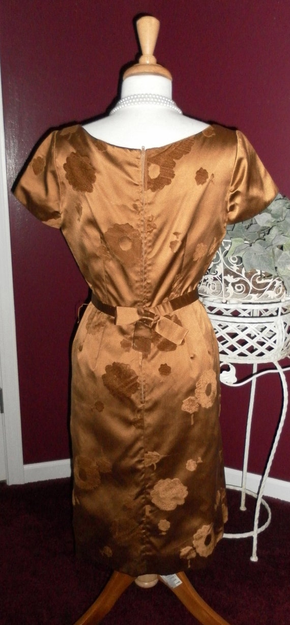 Vintage 1960's Golden Brown Satin Brocade Upscale… - image 3