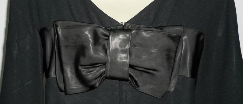 FREE USA SHIPPING!! Vintage 1960/'s Formal Black Bell Sleeve Mini Dress w Satin Accents 34