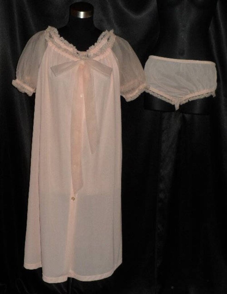 FREE USA SHIPPING!! Adorable Vintage Seamprufe 3 Pc Peignoir Babydoll Nightgown /& Panty Set M