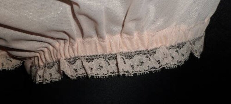 FREE USA SHIPPING!! Adorable Vintage Seamprufe 3 Pc Peignoir Babydoll Nightgown /& Panty Set M