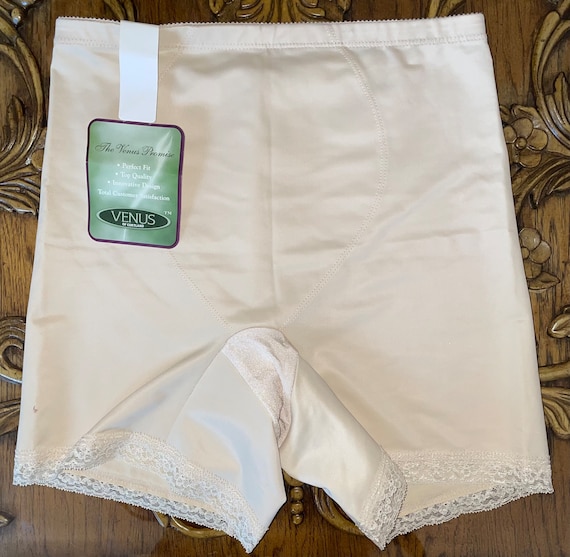 Medium LULEH Nude Beige Tan Tight Sexy Pin up Style Firm Hold Shapewear  Panty Girdle Vintage Lingerie -  Israel