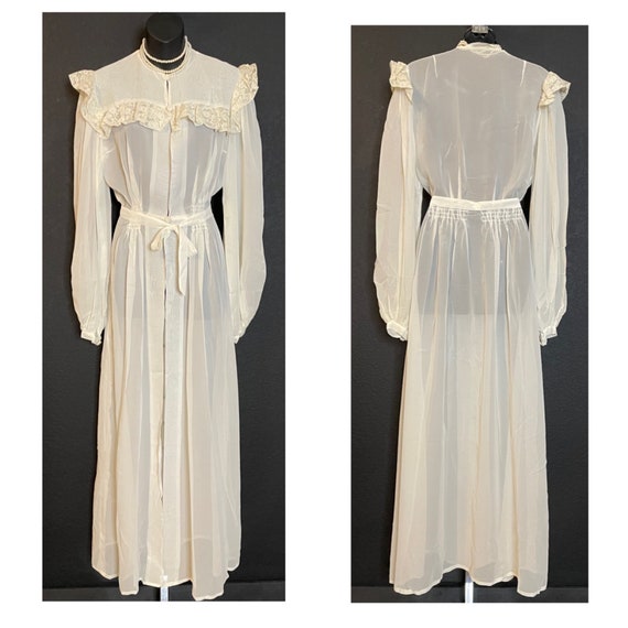 Refined & Classy Vintage 1930's Sheer Off White Ro