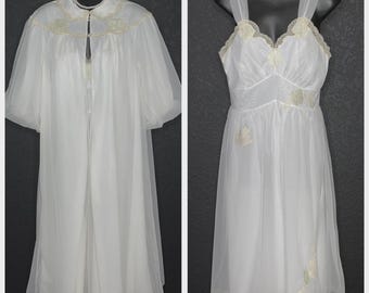 CLEARANCE!  Exclusive Collection - Divine Vintage 1950's LAROS Wispy Off White Chiffon Nightgown & Peignoir Set M - 36
