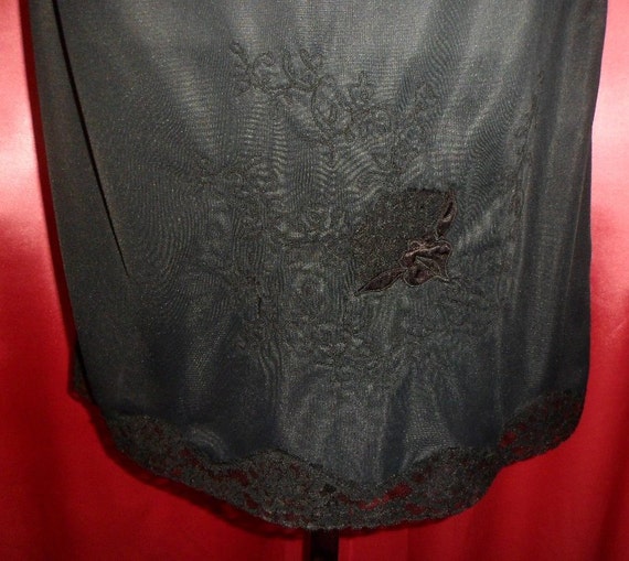 Vintage Top Lingerie Full Black Slip - All Nylon … - image 4