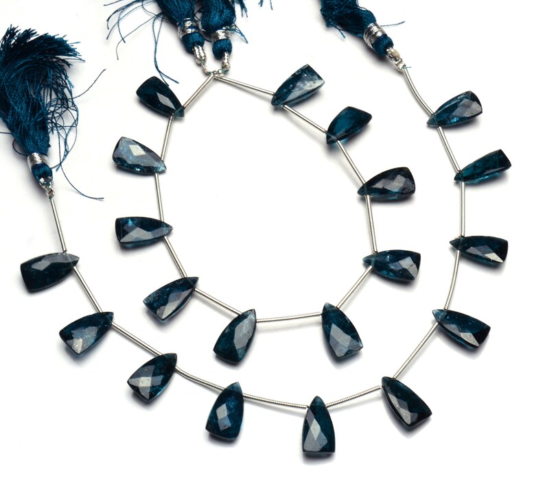Natural Gemstone Orissa India Green Color Imperial Kyanite 15x8MM Size Faceted Pyramid Shape Briolettes 8 Full Strand Fine Quality Beads