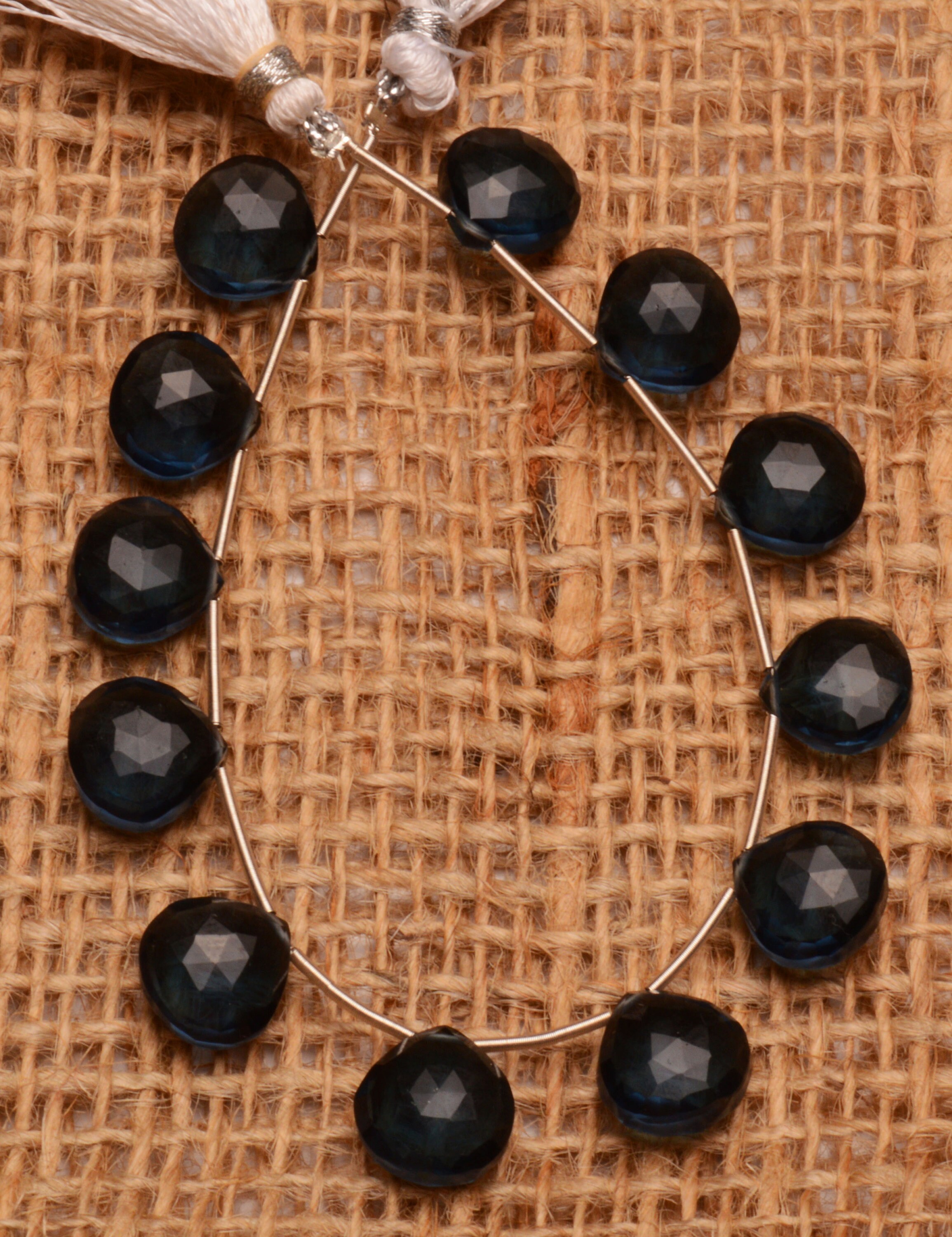 Perles Briolette En Quartz Topaze London Blue - Format Goutte 20x8 Mm, Trou 0,5 Mm, Inde