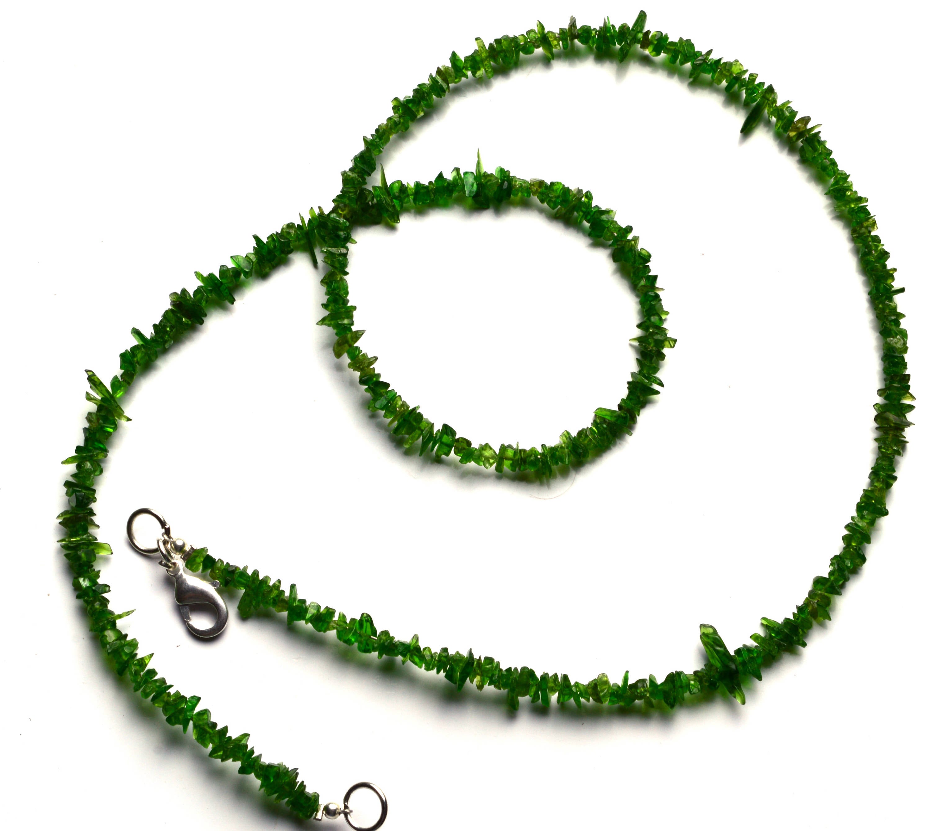 Verde Brillante 10x14mm irregular gleamy Arco Iris Gem joyas de perlas 15/"