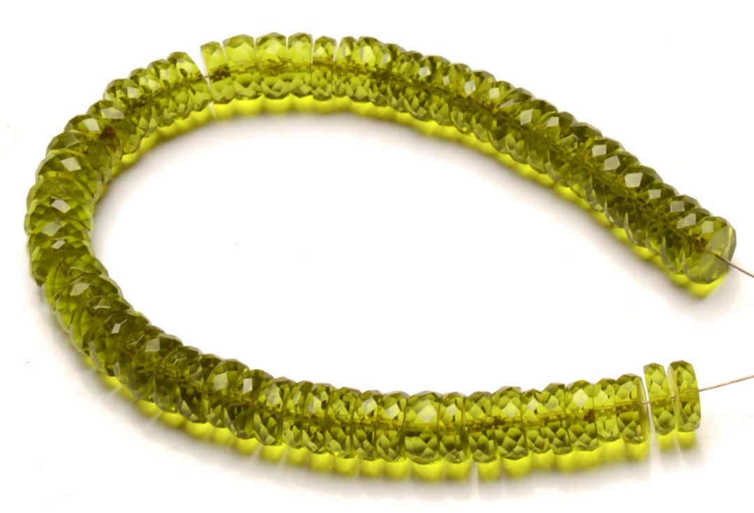 ペリドットカラークォーツ 7.5 mm サイズ ファセットヘイシシェイプ