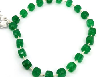 natural green onyx gemstone, 7mm size faceted cube/box shape beads, 10 inch full strand