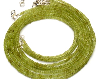 naturalny kamień szlachetny, naszyjnik z oliwkowo-zielonym peridotem, 3-4 mm wielkości szorstkich, niepolerowanych koralików rondelle, 17,5-calowy pełny sznur