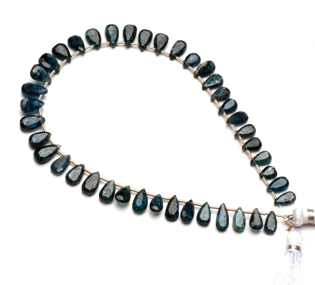 グリーンカイヤ⭐︎ペアシェイプ 1連 14KGF大粒マラカイトのペアシェイプピアス ～Ruth | iichi 日々の