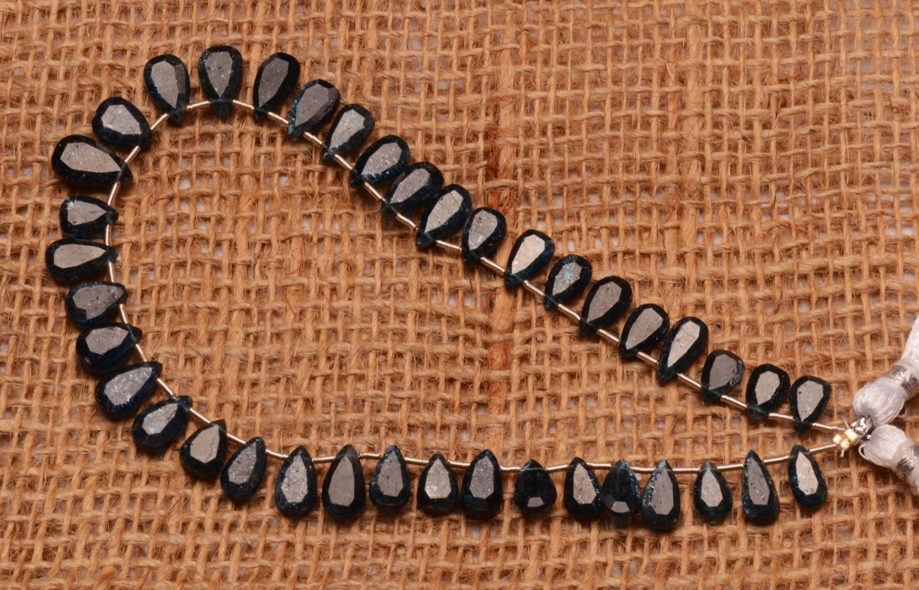 天然グリーンカイヤナイト石、10 x 5 ～ 13 x 8 mm サイズのファセット