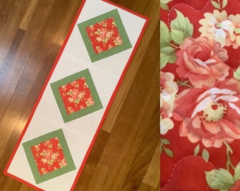 Quilted table runner Flowers 14” x 40”. Free shipping