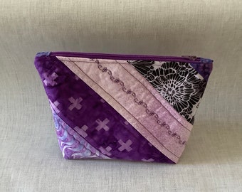 Quilted cosmetic zipper pouch bag. Purple cottons and batiks. Makeup bag, travel bag. Free shipping