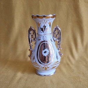 Vieux Paris Wedding vase church vase bride vase white and gold porcelain vase church altar vase 19&#39;s vase vintage  Made in France