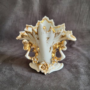 Wedding vase bride vase  white and gold porcelain vase church altar vase 19th Century vase vintage  Made in France