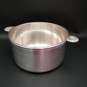 Christofle souffle dish silver plated vegetable round soufflé dish scallop-shaped handles Christofle 1844-1935 vintage  Made in France