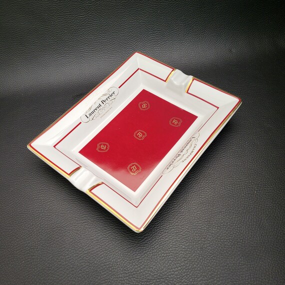 アンティーク　アッシュトレイ　Laurent-Perrier Vintage French Laurent-Perrier Ashtray – Laurier Blanc | Unique