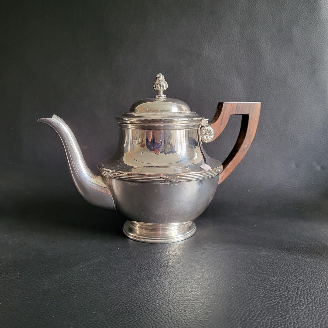 ヴィクトル・サグリエ作、ルイ16世様式の小さな銀メッキ金属製