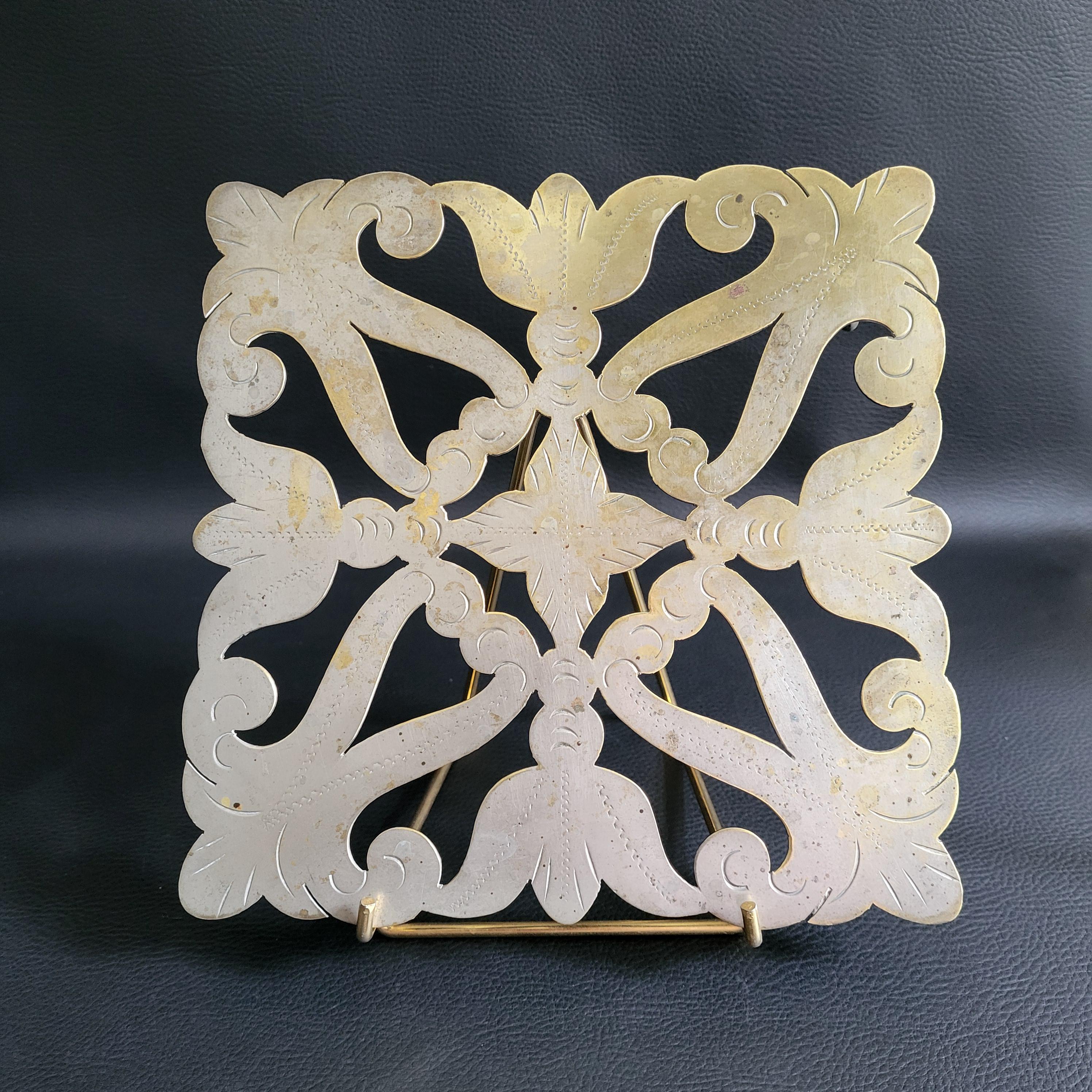 Dessous de plat (5) - Art nouveau - Métal argenté