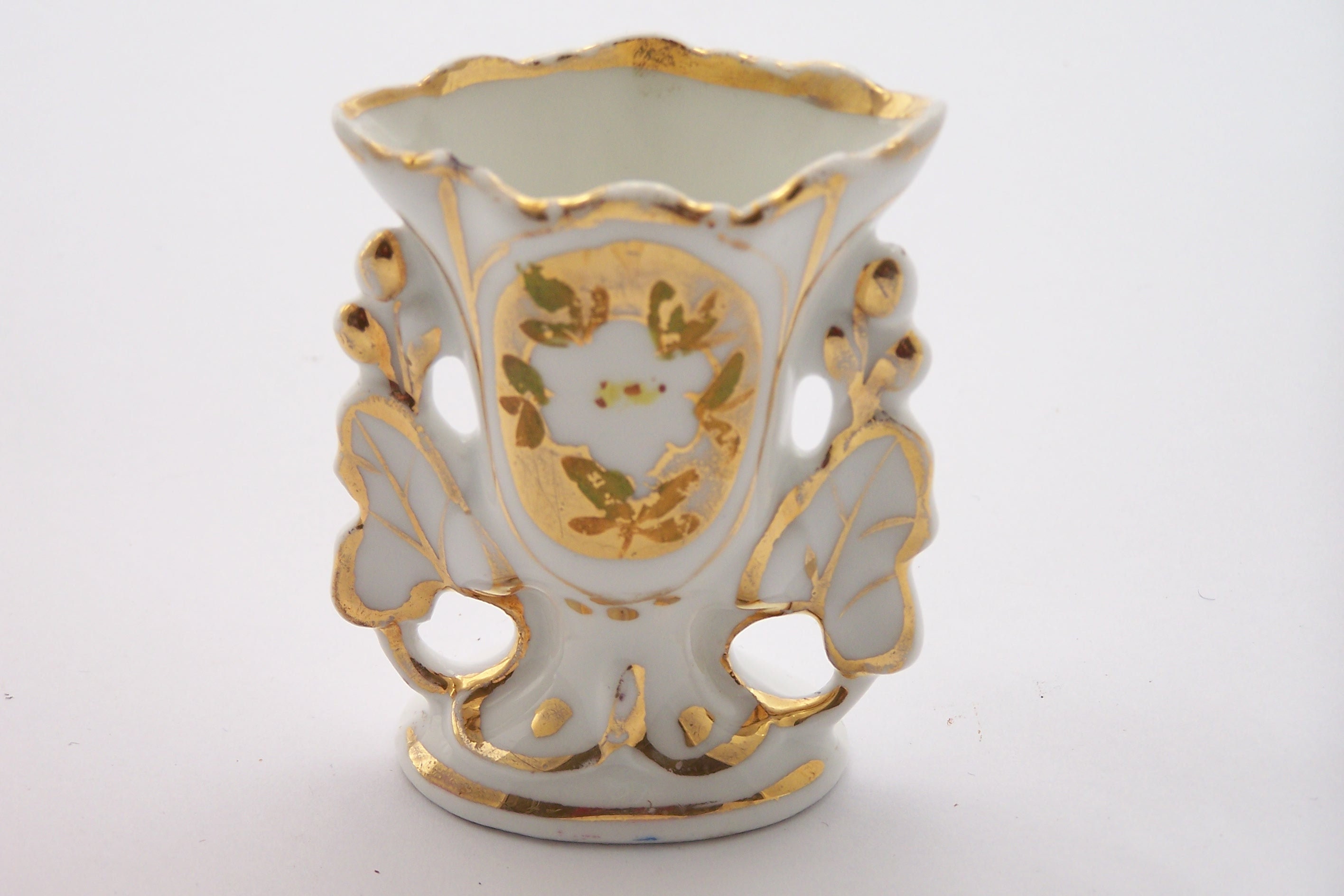 Vase de Mariage ou Vase Mariée en Porcelaine Blanc et Or Vintage Xixème d'église Made in France