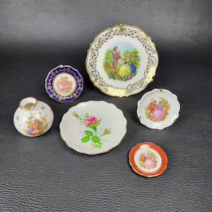 Limoges Porzellan Miniaturen 5 Teller 1 Vase Romantisches Dekor Fragonard Ausstellungsobjekte Vintage Porzellan Made in France