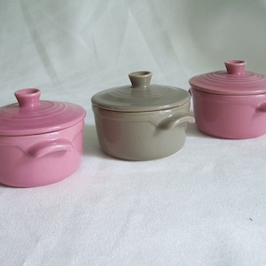 Emile Henry 3 Mini casserole dishes by Emile Henry ceramic little cooking dishes single casserole dish 1 grey 2 pink vintage  Made in France