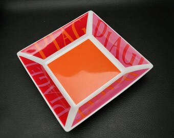 希少品！ピアジェの大型スクエア型灰皿または小物入れ。リモージュ磁器