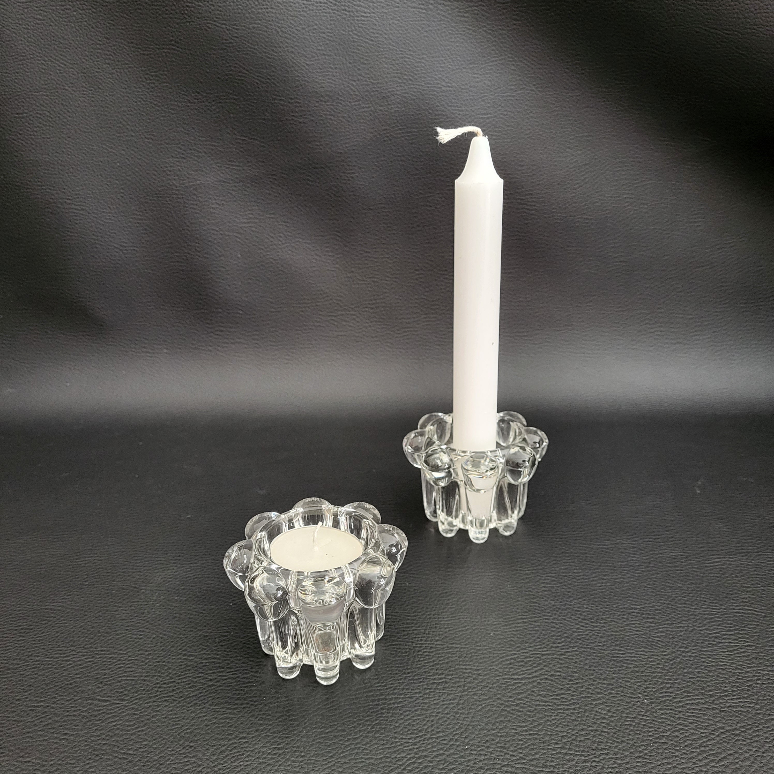 2 Bougeoirs En Verre Cristallin VC Reims Motif Fleur - Diamètre 4,5 Ou 2 Cm