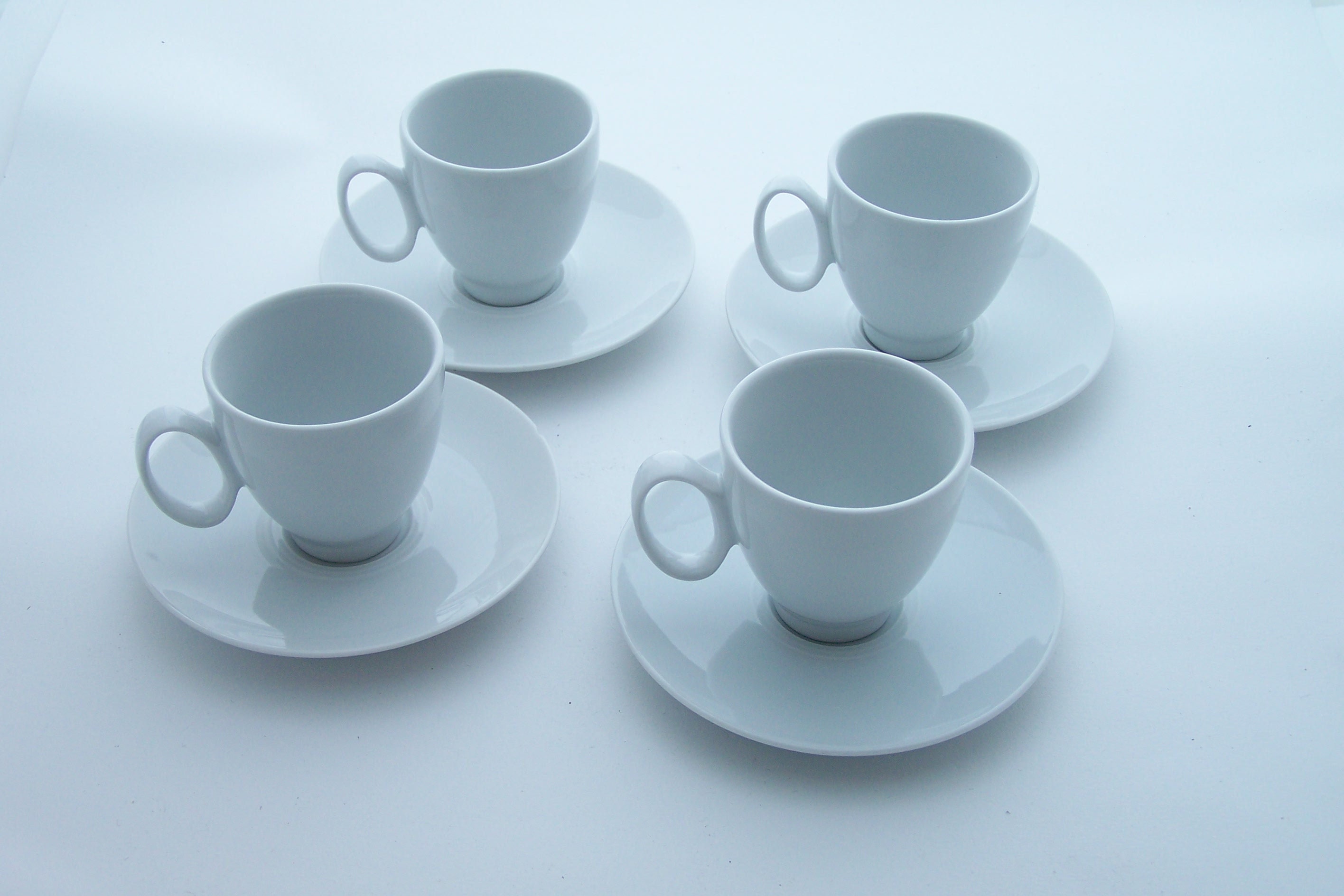 Guy Degrenne Modulo 4 Tasses et Soucoupes en Porcelaine Blanche Vintage Made in France